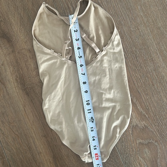 Girls beige leotard. Tag removed for comfort. See pictures for measurements. - Picture 3 of 5